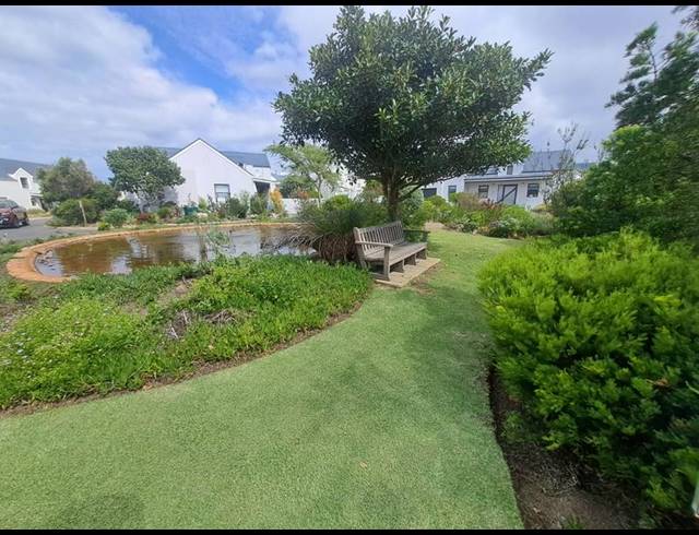 2 BEDROOM APARTMENT FOR SALE IN WESTCLIFF